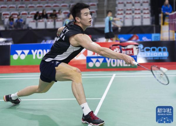 引人注目的 引人注目的