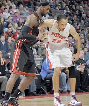 特别是在建 特别是在建