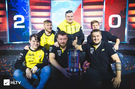 始职业生涯 始职业生涯