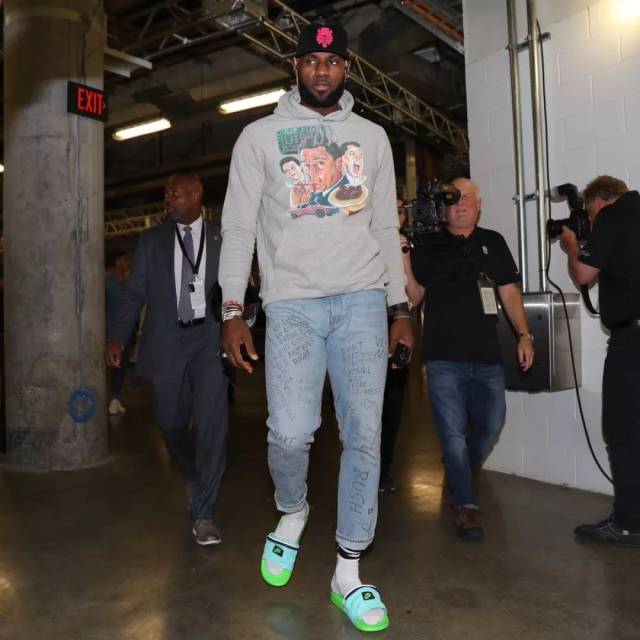 保证了由守 保证了由守